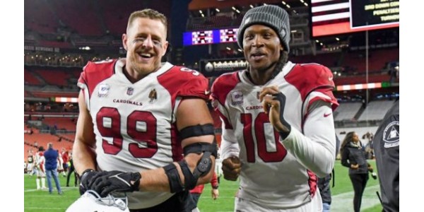 Les Texans de Houston affrontent les Cardinals de l'Arizona pour la première fois cette saison Les Texans de Houston affrontent les Cardinals de l'Arizona pour la première fois cette saison